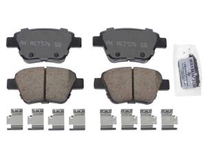 Akebono - Akebono Euro Ceramic Rear Brake Pads (Mk6) (Late Mk5) (272mm) 